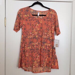 XS LuLaRoe Perfect Tee C04 32